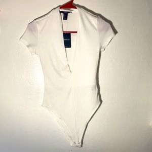 NWT cream white knit bodysuit low cut forever21 SZ SM